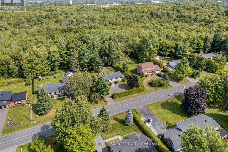 28854771/751-pattee-road/champlain-twp/champlain/ontario/K6A2R2_29