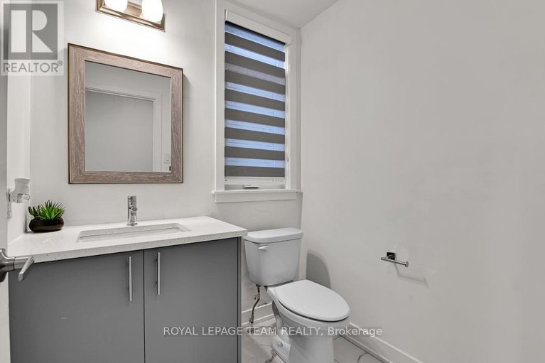 29469522/912-duxbury-lane/riverside-southgloucester-glen/ottawa/ontario/K4M0M2_5