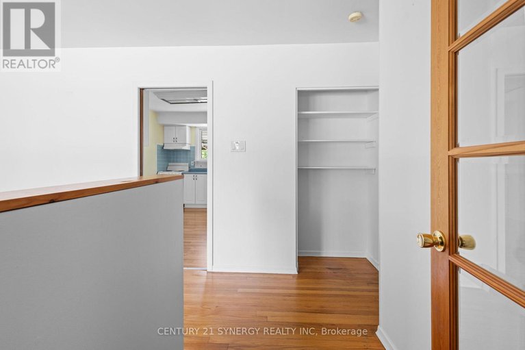 28631237/20-parkside-crescent/meadowlandscrestview/ottawa/ontario/K2G3B5_8