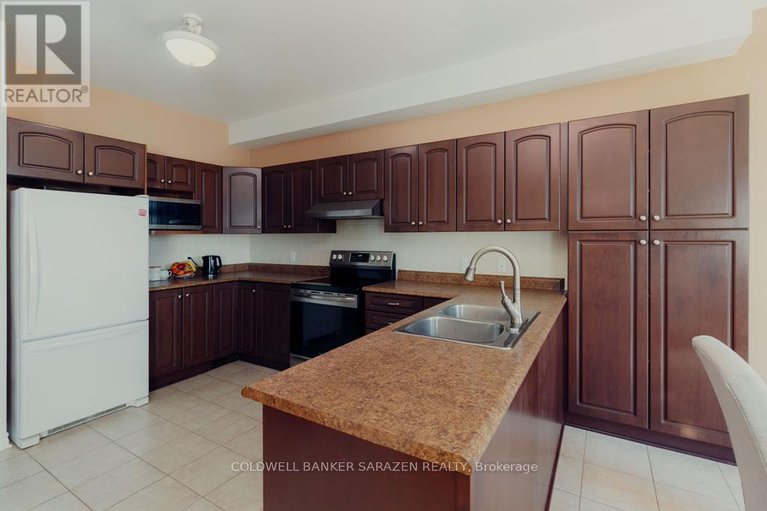 28162019/274-trail-side-circle/springridgeeast-village/ottawa/ontario/K4A5B1_13