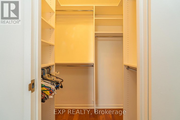 29036089/2305-2305-1500-riverside-drive/riverview-park/ottawa/ontario/K1G4J4_19