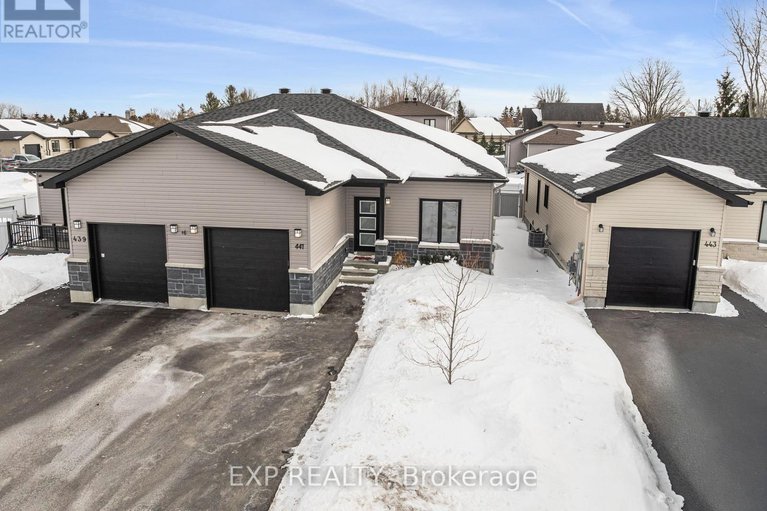 29401296/441-arora-crescent/winchester/north-dundas/ontario/K0C2K0_2