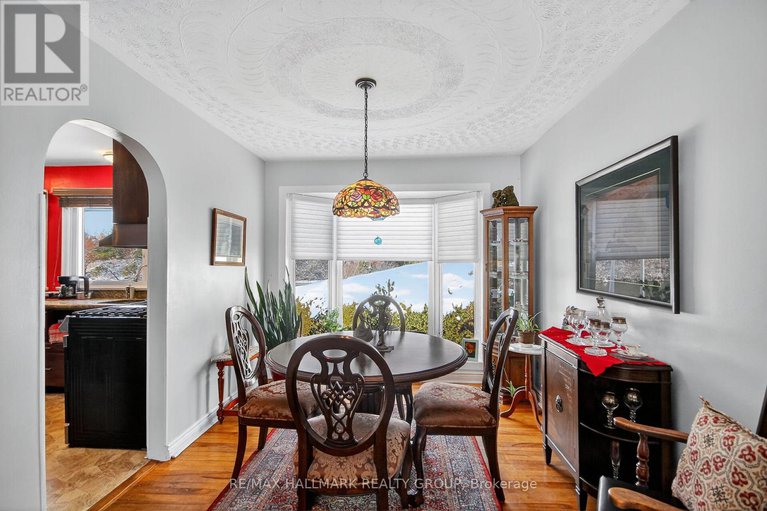 29093421/3633-revelstoke-drive/mooneys-bayrevelstoke/ottawa/ontario/K1V7C2_12