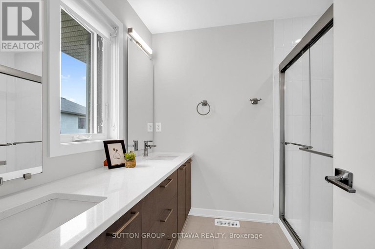 28497838/737-acai-way/riverside-southgloucester-glen/ottawa/ontario/K1X0K1_20