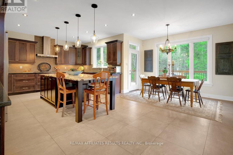28469436/1894-corkery-road/huntley-ward-north-west/ottawa/ontario/K0A1L0_13