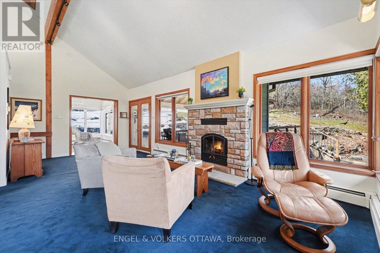 29591546/4637-northwoods-drive/constance-bay/ottawa/ontario/K0A3M0_13