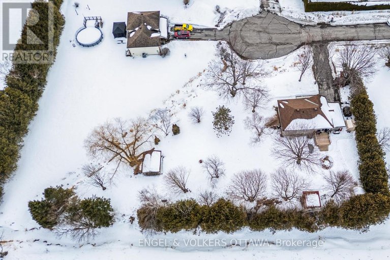 29561777/2437-henri-menard-court/clarencerockland-twp/clarence-rockland/ontario/K0A2A0_49