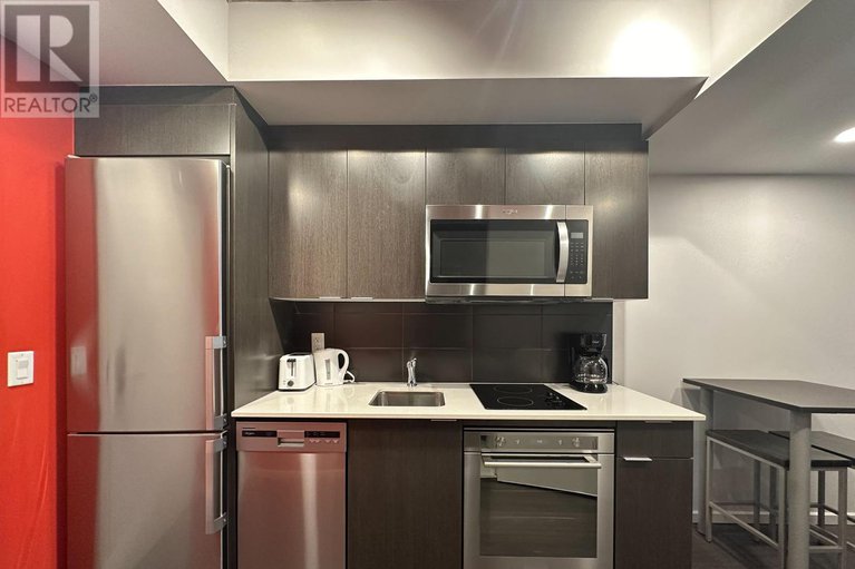 28418657/1911-105-champagne-avenue/west-centre-town/ottawa/ontario/K1S5E5_4
