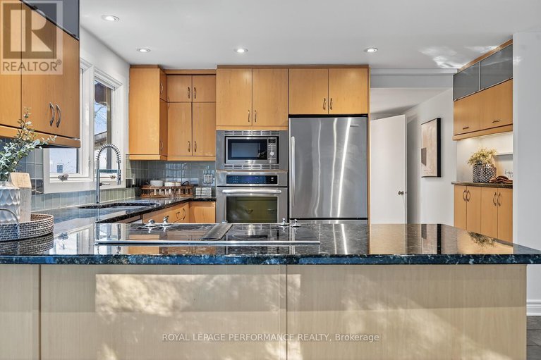 29046613/19-ancroft-court/tanglewood/ottawa/ontario/K2G4A5_8