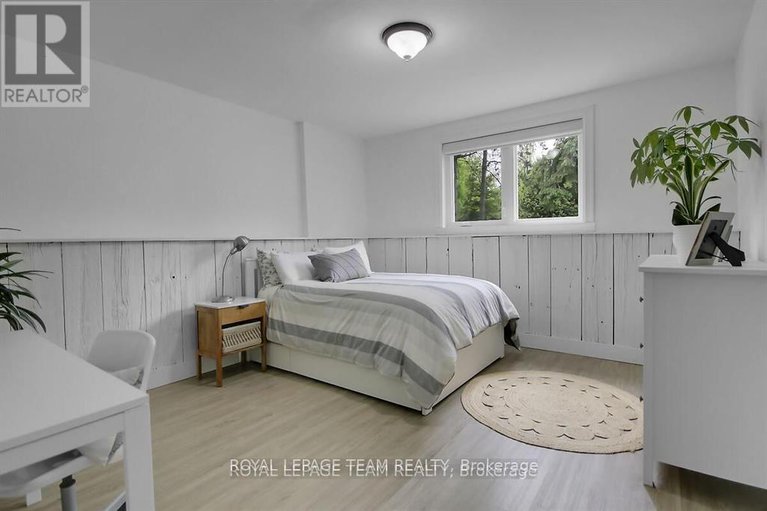 28565306/3758-mapleshore-drive/north-grenville-twp-kemptville-east/north-grenville/ontario/K0G1J0_40