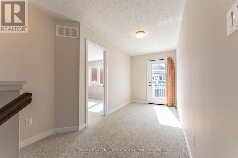 28161394/834-bascule-place/btwn-franktown-rd-fallowfield-rd/ottawa/ontario/K0A2Z0_17