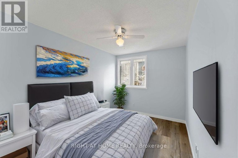 28840958/421-hillsboro-private/emerald-meadowstrailwest/ottawa/ontario/K2M3A7_17