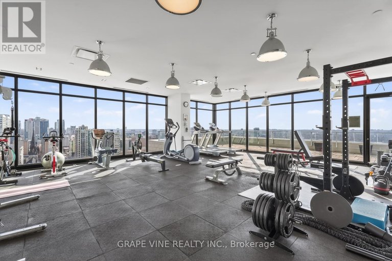 29591736/1010-255-bay-street/ottawa-centre/ottawa/ontario/K1R0C5_32