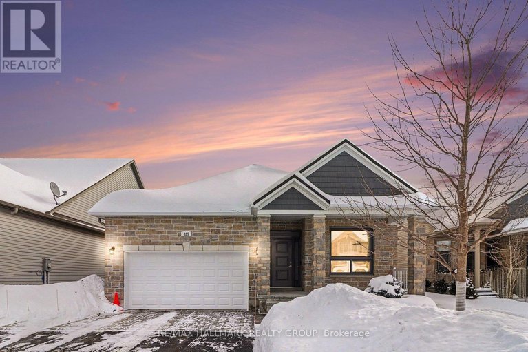 29474227/825-platinum-street/clarencerockland-twp/clarence-rockland/ontario/K4K0J2_1