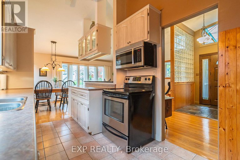 28319921/220-ancaster-avenue/woodroffe/ottawa/ontario/K2B5B3_9