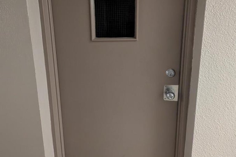28890063/518-20-chesterton-drive/borden-farmstewart-farmcarleton-heightsparkwood-hills/ottawa/ontario/K2E6Z7_22