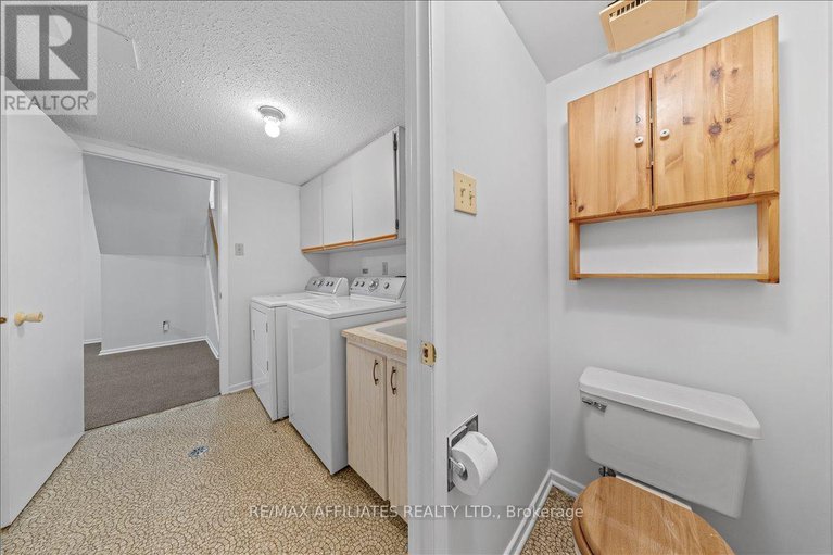 28917185/1610-schouten-drive/bilberry-creekqueenswood-heights/ottawa/ontario/K1E2J4_17