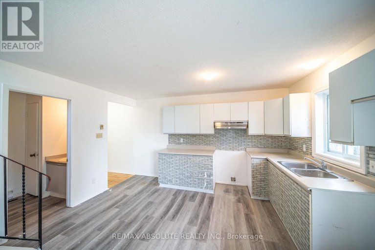 29123129/294-therese-avenue/town-of-rockland/clarence-rockland/ontario/K4K1G9_10