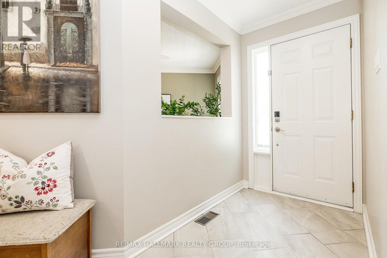28620825/4-gros-morne-court/bridlewood/ottawa/ontario/K2M2W7_4