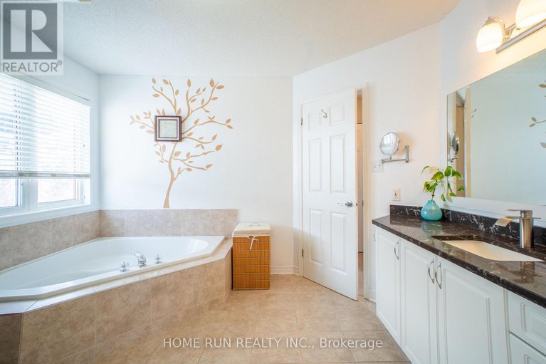 29400605/115-beaumont-avenue/town-of-rockland/clarence-rockland/ontario/K4K1R6_14