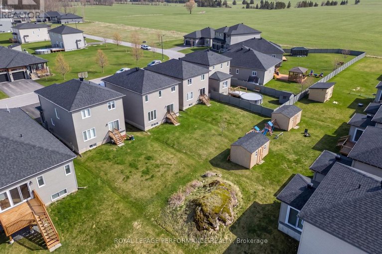 29682193/934-chablis-crescent/embrun/russell/ontario/K0A1W0_30