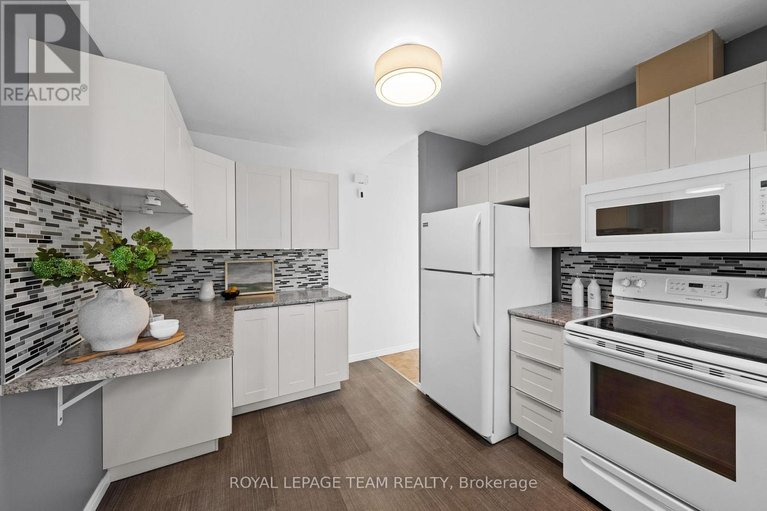 29455651/5329-driscoll-drive/manotick-long-island-nicholls-island/ottawa/ontario/K4M1E3_17