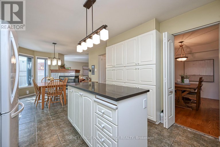 28814845/3026-sable-ridge-drive/upper-hunt-club/ottawa/ontario/K1T3R9_17