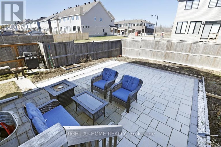 29632648/895-antonio-farley-street/camelot/ottawa/ontario/K1K2Z1_25