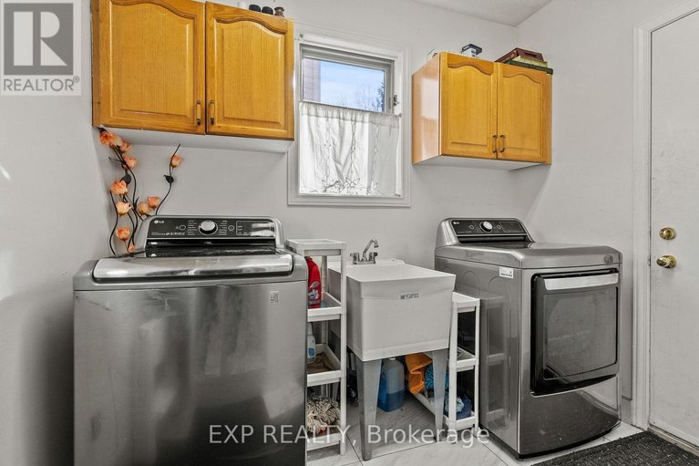 29638664/1582-blohm-drive/hunt-club-park/ottawa/ontario/K1G5K4_20