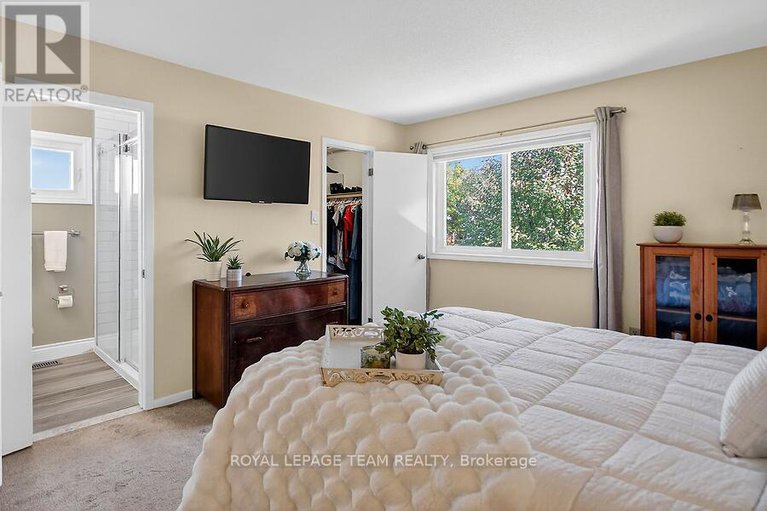 28990886/9-riding-way/bridlewood/ottawa/ontario/K2M1C3_24