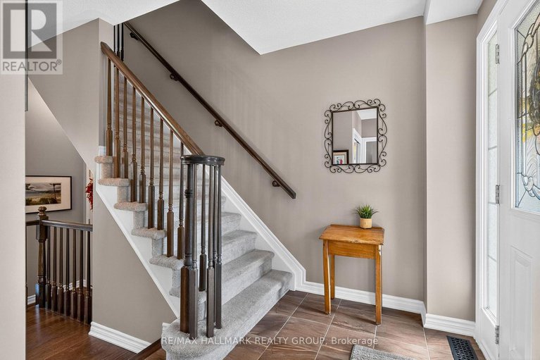 28861580/124-lily-pond-street/emerald-meadowstrailwest/ottawa/ontario/K2M0J3_21