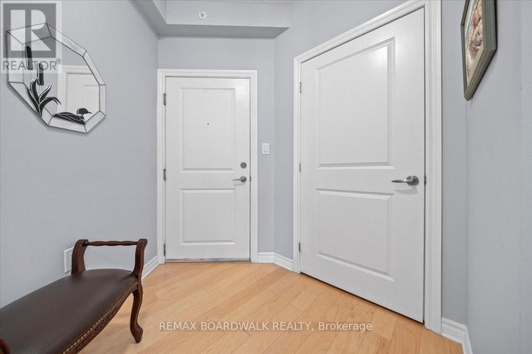 29439623/414-141-potts-private/notting-hillsummerside/ottawa/ontario/K4A0X9_4