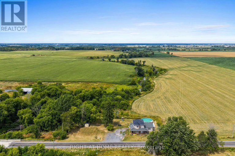 28736856/15365-ashburn-road/north-stormont-finch-twp/north-stormont/ontario/K0C1G0_32