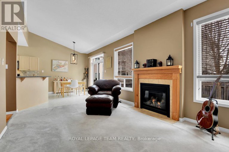 29425874/162-redcliff-avenue/longfields/ottawa/ontario/K2J5J7_18