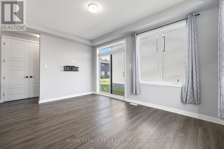 28879241/165-yearling-circle/richmond/ottawa/ontario/K0A2Z0_11