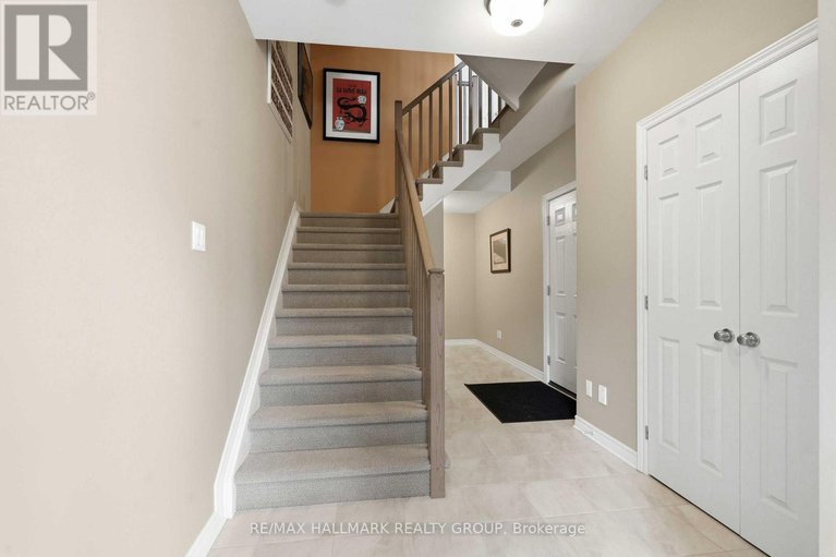 29120732/210-hawkmere-way/blossom-parkkemp-parkfindlay-creek/ottawa/ontario/K1T0R5_28