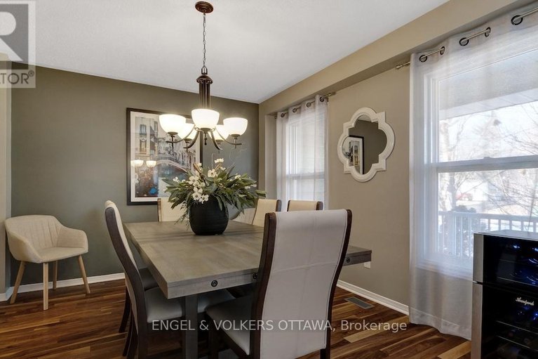 29581812/1263-randboro-crescent/navan/ottawa/ontario/K4B1K7_4