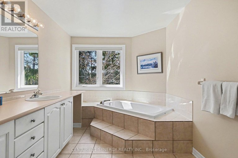 29585165/11-grandcourt-drive/centrepointe/ottawa/ontario/K2G5W9_25