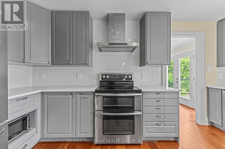 28537676/1883-barnhart-place/alta-vistafaircrest-heights/ottawa/ontario/K1H5B5_13