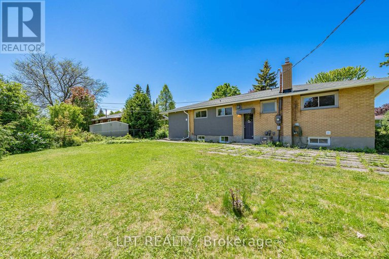 28384629/5-attwood-crescent/city-viewskylinefisher-heightsparkwood-hills/ottawa/ontario/K2E5B1_38