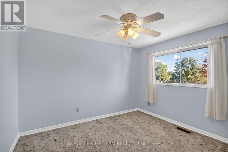 29377345/1264-morrison-drive/redwood-park/ottawa/ontario/K2H7L5_30