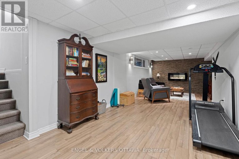 29611922/3-hazelwood-way/manotick-long-island-nicholls-island/ottawa/ontario/K2C3H1_29