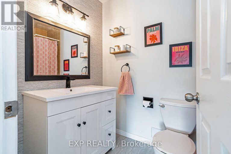 28924711/36-bethune-way/beaverbrook/ottawa/ontario/K2K1C3_27