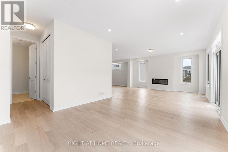 28522012/118-lumen-place/orleans-village/ottawa/ontario/K1W0S9_23