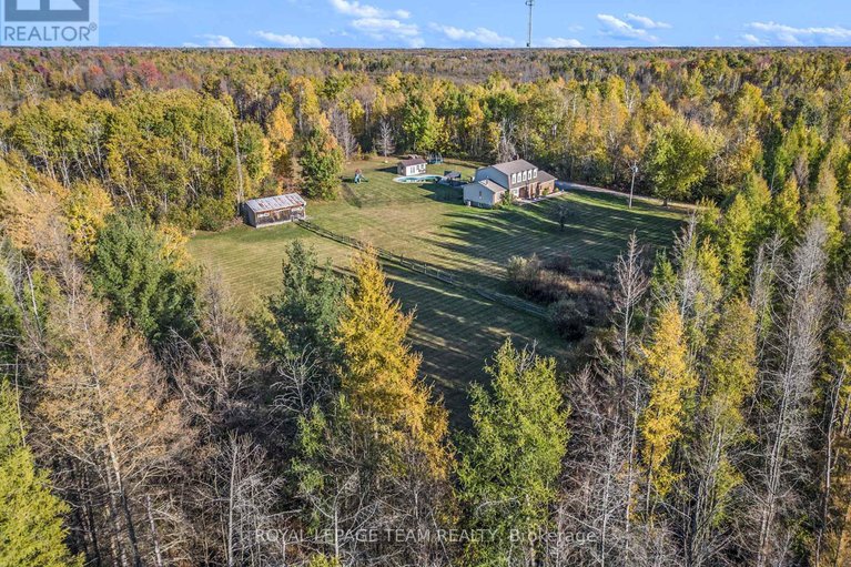 29015814/7521-fourth-line-road/rideau-twp-s-of-reg-rd-6-e-of-mccordick-rd/ottawa/ontario/K0G1J0_39