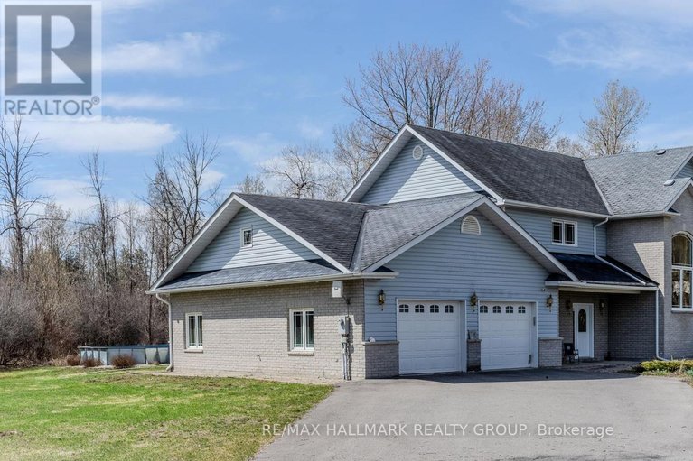 29654321/21-skeel-court/btwn-franktown-rd-fallowfield-rd/ottawa/ontario/K0A1B0_1