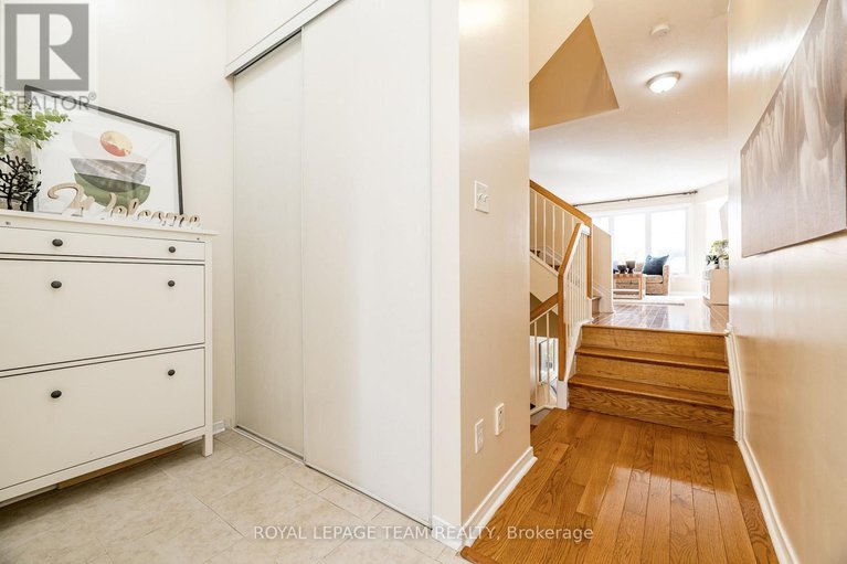 28974298/221-sorento-street/strandherd/ottawa/ontario/K2J0B5_4
