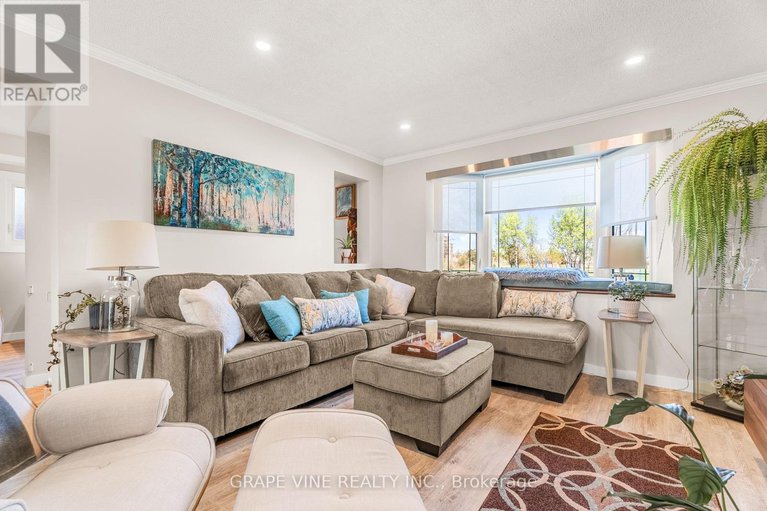 28359761/406-woodfield-drive/tanglewood/ottawa/ontario/K2G3W9_13