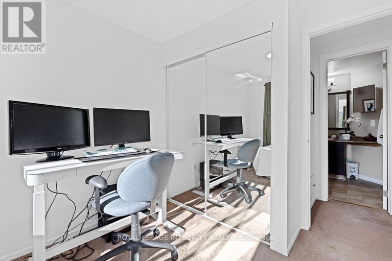 29093564/498-sandhamn-private/hunt-club-parkgreenboro/ottawa/ontario/K1T2Z6_23