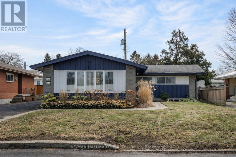 29569625/2160-lambeth-walk/parkway-park/ottawa/ontario/K2C1G1_1